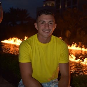 Meet your Posher, Vincent